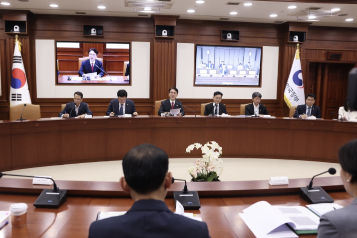 김민석 국무총리, 추석 연휴에도 국민 안전 보호에 총력