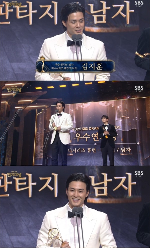 배우 김지훈, '2025 SBS 연기대상' 우수연기상 수상! "더 좋은 배우로 성장할 것” 수상 소감