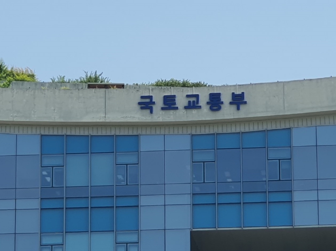 국토교통부, 고속도로 출구 잘못 나가도 15분 내 다시 들어오면 기본요금 면제