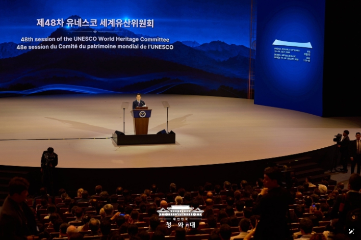 이재명 대통령 부부, ‘칼레드 알-아나니’ 유네스코 사무총장 접견 및 대한민국관 관람