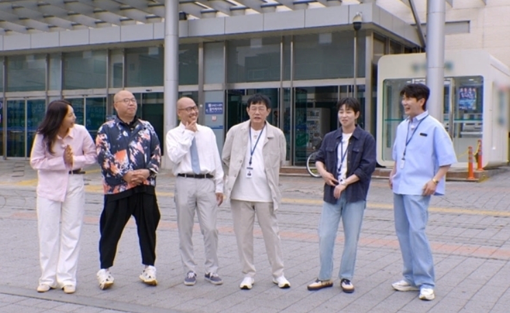 [SBS 런닝맨] ‘예능계 치트키’ 김원훈X권은비 나왔다! 선택 하나로 상품부터 퇴근까지 결정되는 '할래? 말래?' 레이스