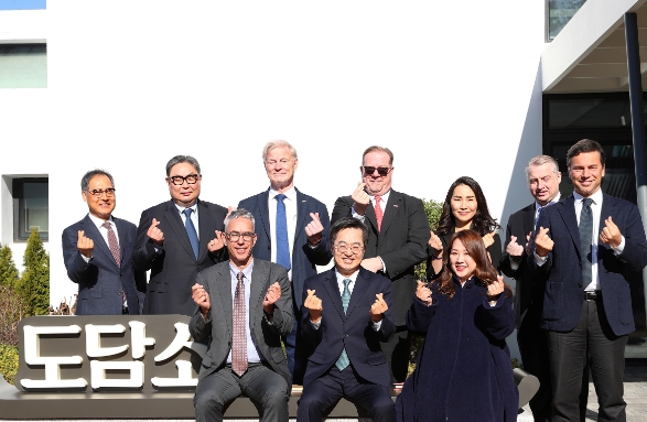 김동연, “기업하기 편한 경기도 만들겠다. 경기도 청년에게 기회 많이 만들어 달라”