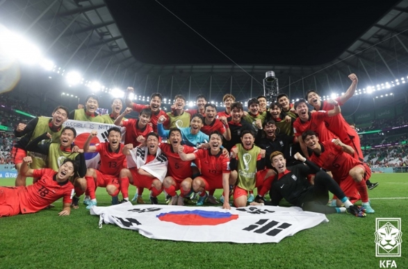 정몽규 회장, 축구대표팀 추가 포상금으로 20억 기부