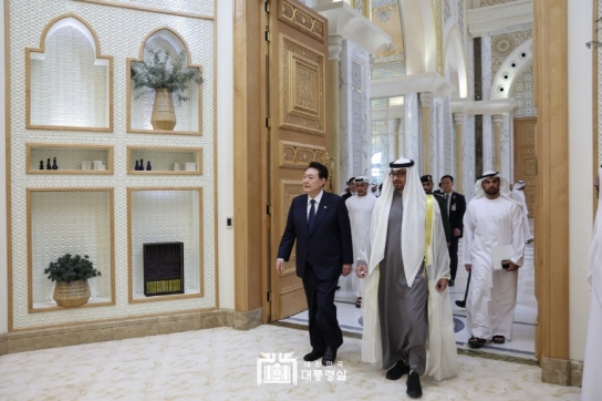 한-UAE 투자협력 플랫폼 구축…UAE 300억 달러 투자 지원