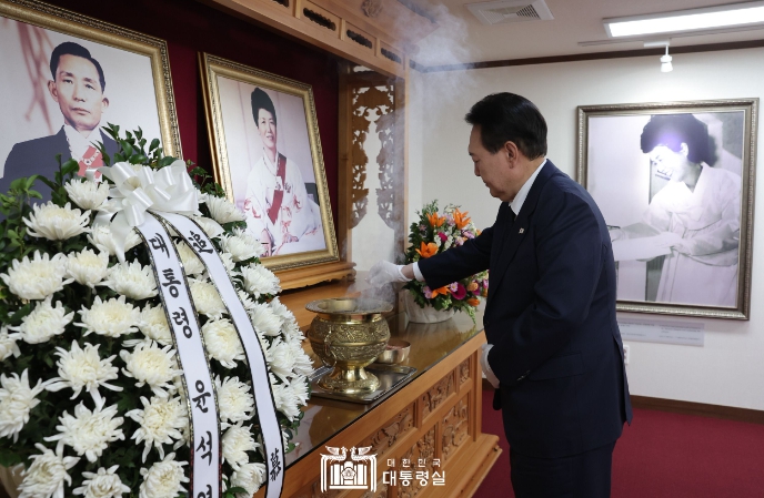 尹대통령, 故 박정희 전 대통령 생가 방문