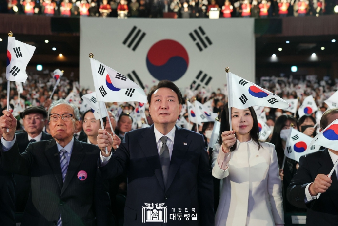 尹대통령 부부, 제104주년 3.1절 기념식 참석
