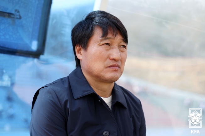 ‘8년만의 복귀’ 신홍기 감독 “현장이 그리웠다”