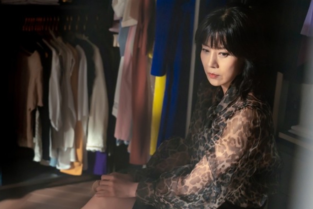 '가면의 여왕' 유선, 재색겸비 부사장이자 '질투의 여왕' 윤해미 깜짝 변신!