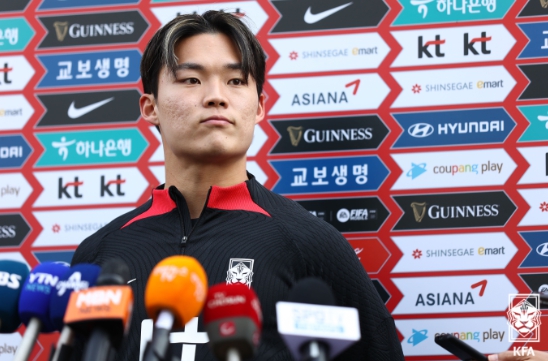 ‘해외파’된 오현규 “영어 빨리 배워 감독님께 다가가겠다”
