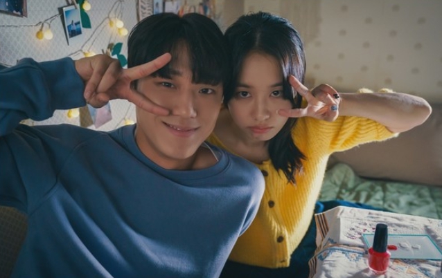 '나쁜엄마' 이도현X안은진, 타임라인 스틸컷 공개!