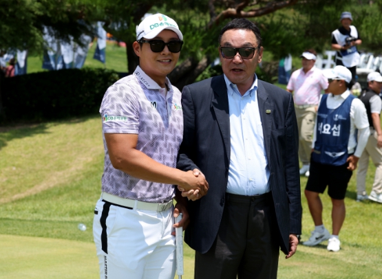 [제66회 KPGA 선수권대회 WITH A-ONE CC] KPGA 구자철 회장, 대회장 찾아 선수들 격려 및 현장 상황 점검