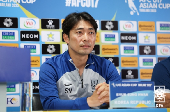변성환 U-17 감독 “A대표 멤버들과 연습경기로 자신감 얻어”