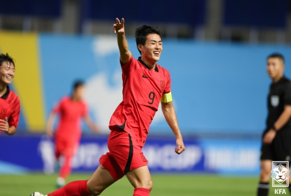 ‘김명준 해트트릭' 변성환호, 카타르에 6-1 대승