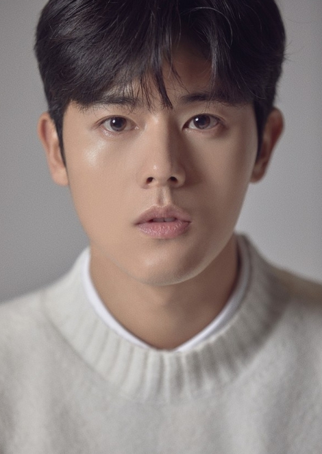 김동준,  tvN '올드보이 스카우트' 출연 확정! 제대 후 첫 고정 예능