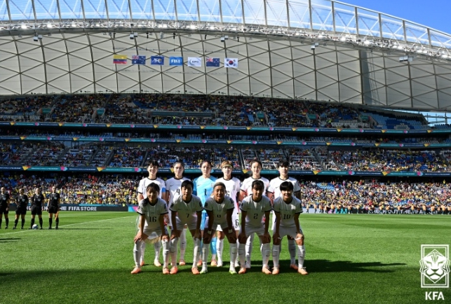 한국 여자축구, 월드컵 첫 경기서 콜롬비아에 0-2 패... 30일 모로코와 2차전