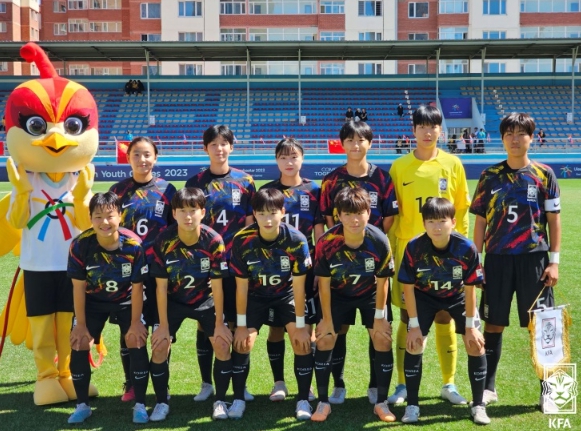 여자 U-18 대표팀, 중국 2-0 꺾고 대회 2연승