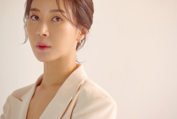 넷플릭스 시리즈 '스위트홈 2' 배우 김희정, 절절한 모성애 지닌 ‘차진옥’으로 다시 돌아온다!