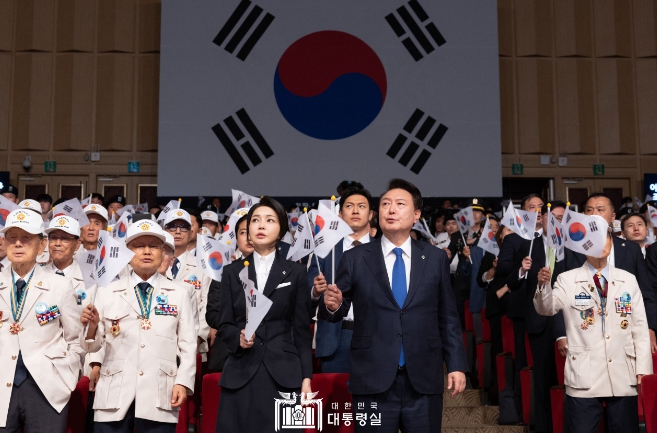 尹대통령 "북러 조약 시대착오적 행동…北도발 압도적 대응"