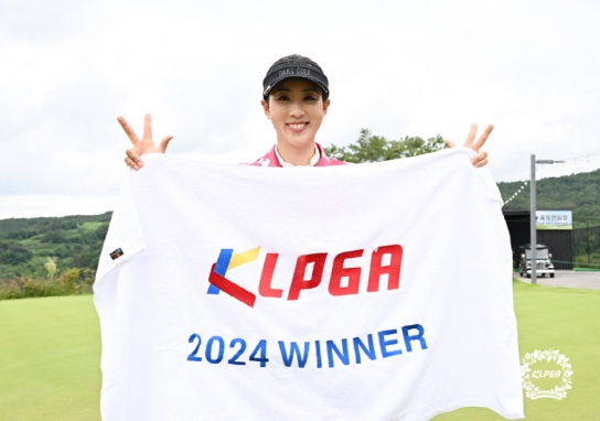 홍진주, 챔피언스투어 18홀 최소타 기록하며 3개 대회 연속 우승
