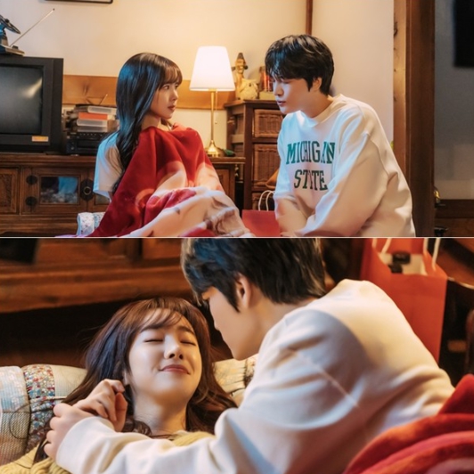 ‘나쁜 기억 지우개’ 김재중-진세연, 한 이불 아래 입맞춤 포착! ‘설렘 폭발’