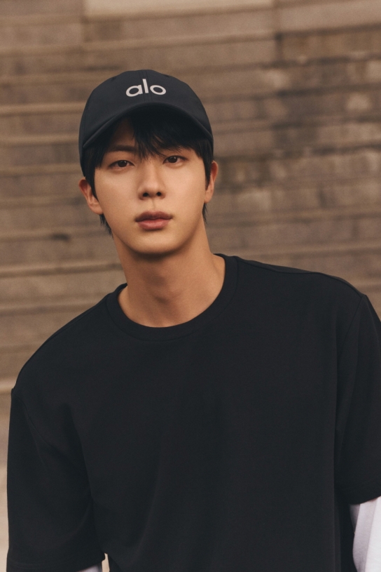 알로요가, 방탄소년단 진 글로벌 모델 발탁…국내 진출 본격화