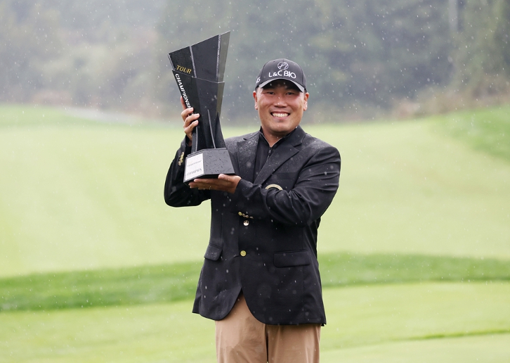 제주의 숨결 담았던 'KPGA 투어챔피언십'... KPGA와 제주의 36번째 '동행'은 '성공적'