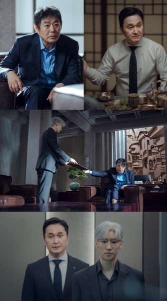 '협상의 기술' 백사(白蛇) 이제훈 향해 거세지는 압박!